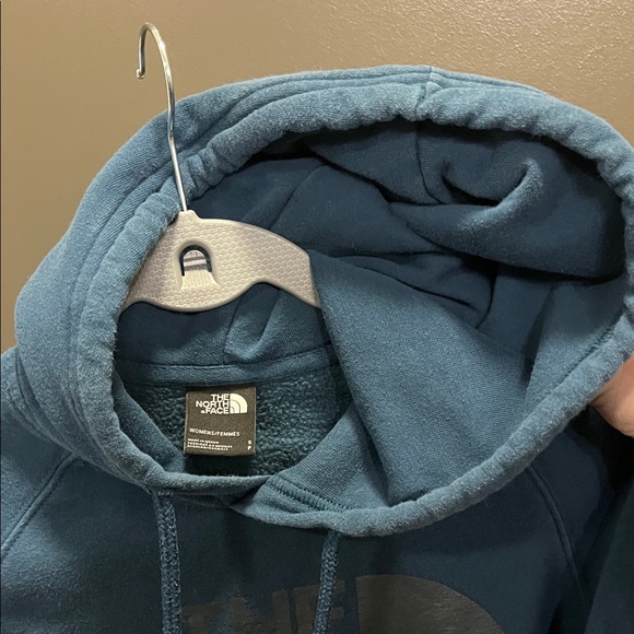The North Face Women’s Hoodie Size S - Picture 7 of 13